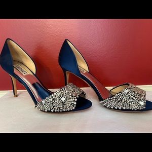 Badgely Mishka blue & silver peep toe evening heels, size 9.5